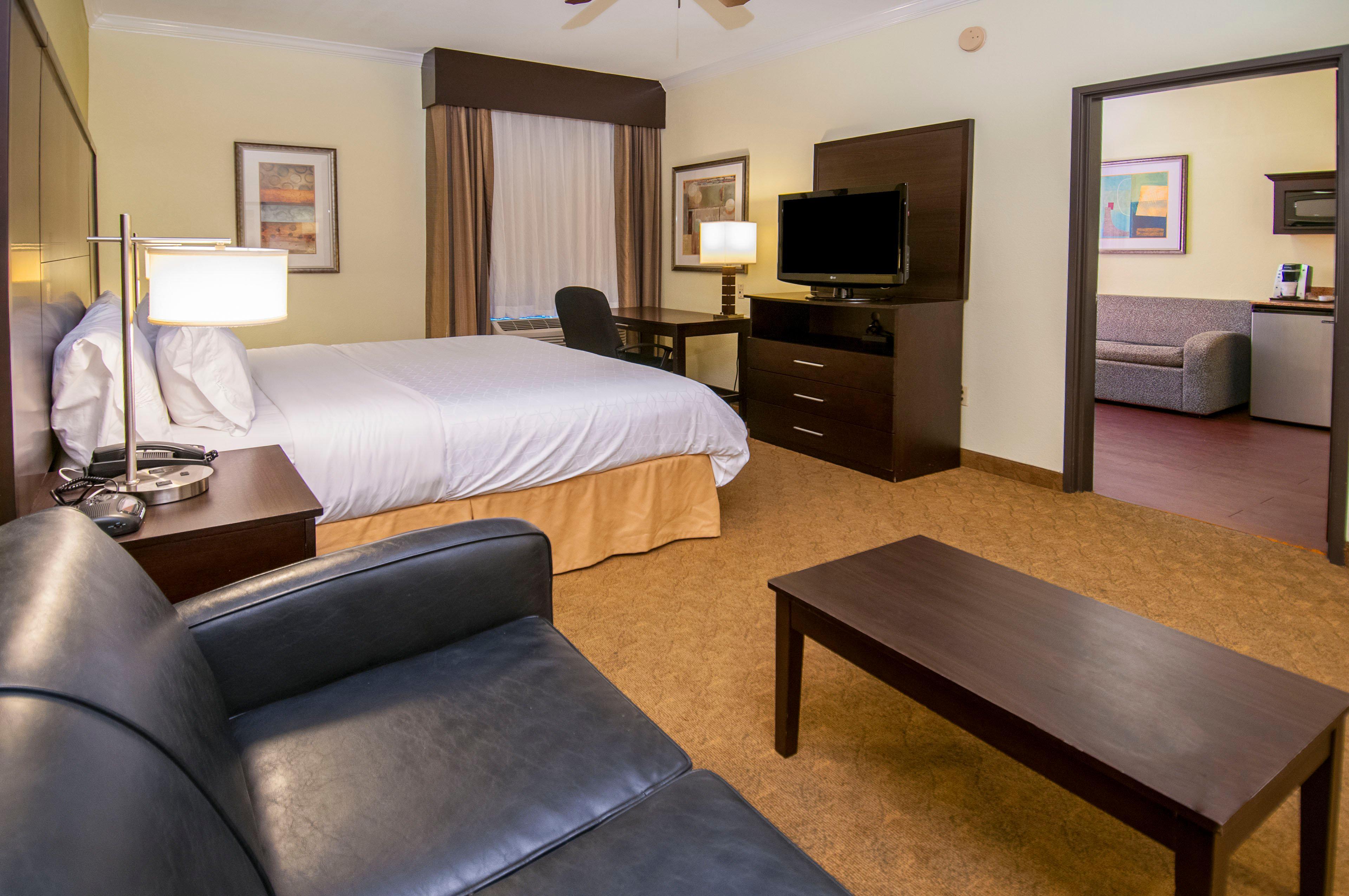 Holiday Inn Express Hotel & Suites Houston North Intercontinental By Ihg Exterior foto