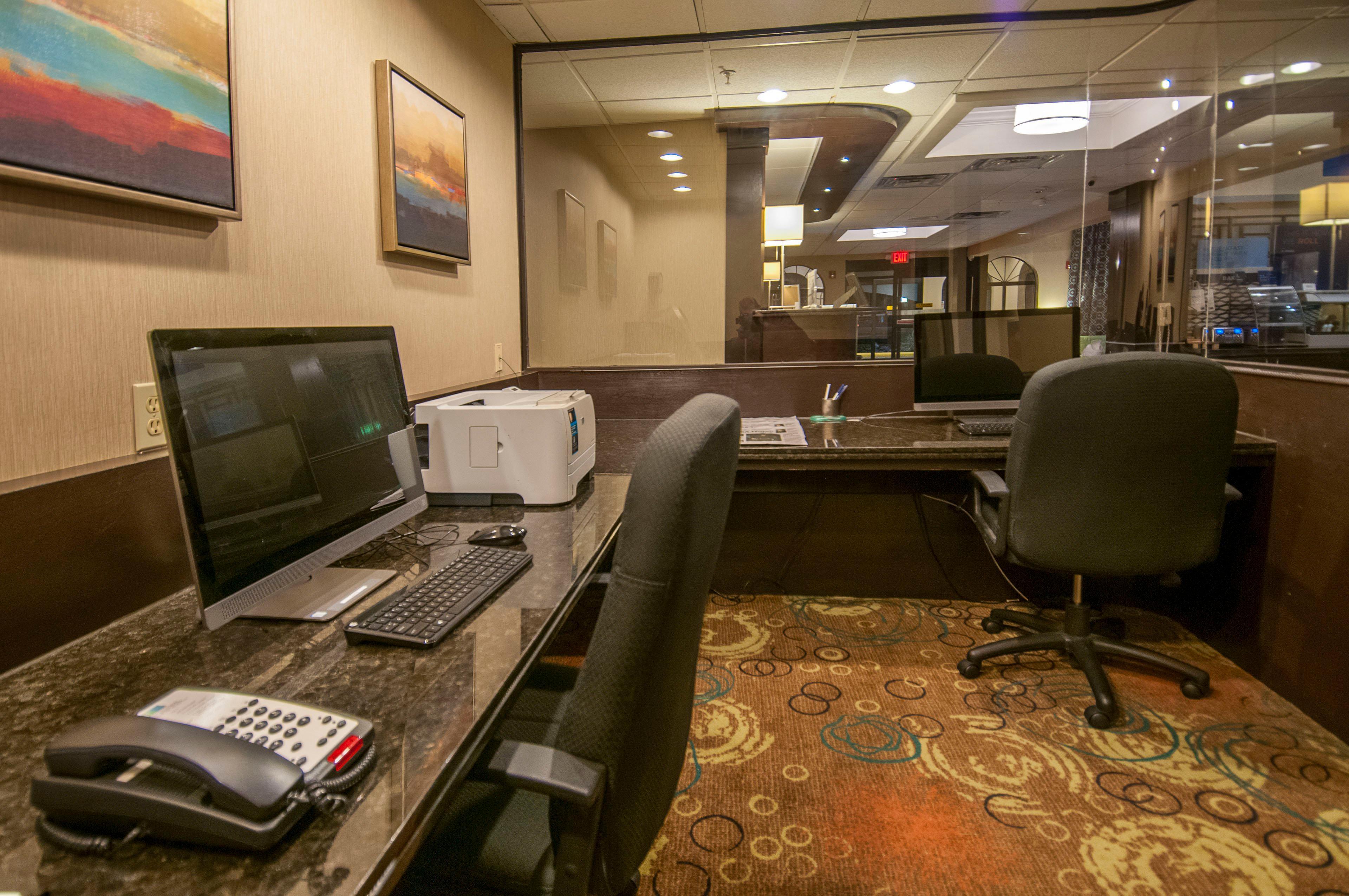 Holiday Inn Express Hotel & Suites Houston North Intercontinental By Ihg Exterior foto